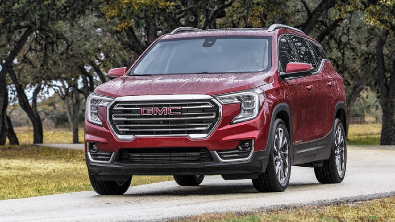 Prices and Specifications for GMC Terrain 2024 in UAE Autopediame